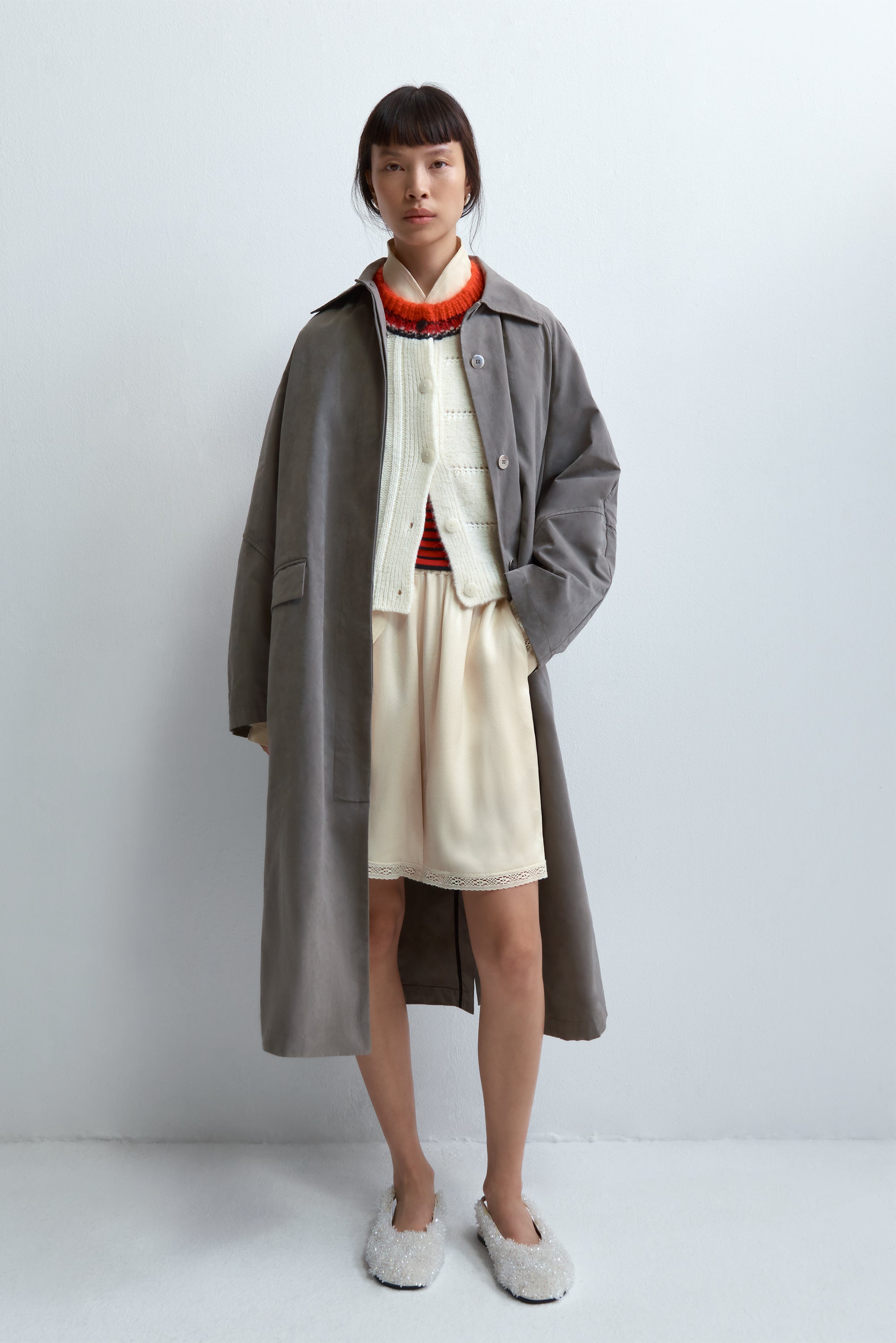 Trench Coat in Taupe Grey – pearl and palm